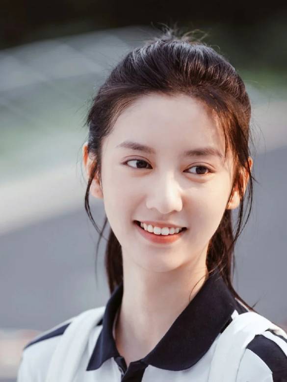 花海(2025年陳偉祥執導的奇幻校園劇) 花海(2025年陳偉祥執導的奇幻校園劇)