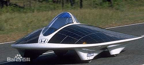 完全用太陽驅動的太陽能汽車