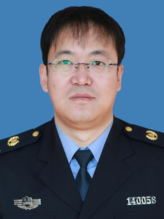 龔健(遼寧省葫蘆島市興城市市場監督管理局黨組成員、副局長) 龔健(遼寧省葫蘆島市興城市市場監督管理局黨組成員、副局長)