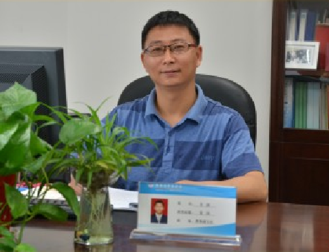 全波(桂林市中山中學副校長) 全波(桂林市中山中學副校長)