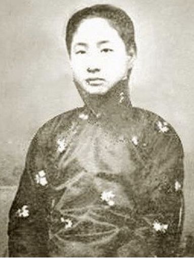 于氏(袁世凱的原配妻子) 于氏(袁世凱的原配妻子)