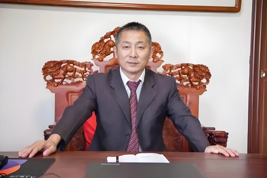 劉連華(湖南省高級農藝師,休閒農業協會會長) 劉連華(湖南省高級農藝師,休閒農業協會會長)