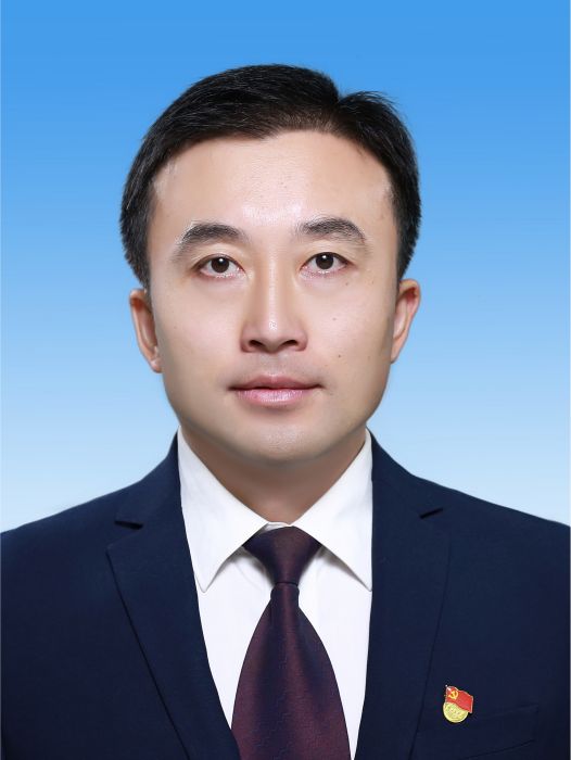 鄭東明(四川省綿陽市經濟和信息化局總經濟師) 鄭東明(四川省綿陽市經濟和信息化局總經濟師)