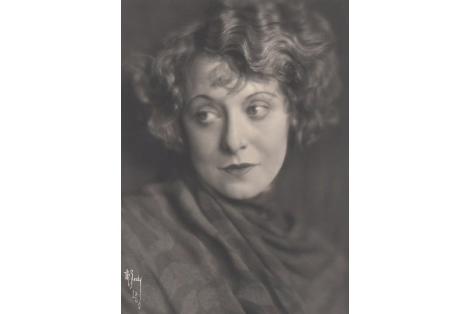 Jackie Saunders Jackie Saunders