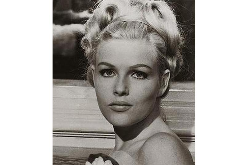 Olga Schoberová Olga Schoberová