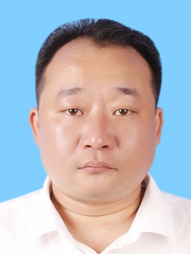 呂中華(廣東省梅州市五華縣住房和城鄉建設局黨組副書記、副局長) 呂中華(廣東省梅州市五華縣住房和城鄉建設局黨組副書記、副局長)