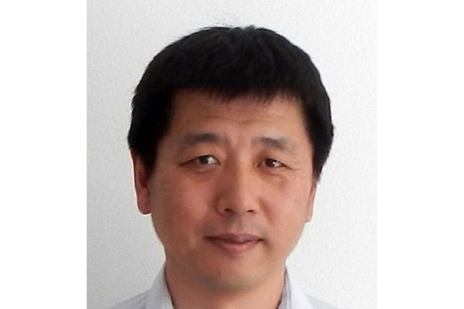 楊志偉(百利科技獨立董事) 楊志偉(百利科技獨立董事)