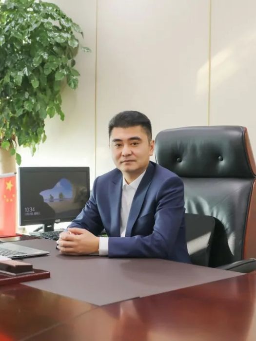 陳海(東營農村商業銀行股份有限公司黨委書記、董事長) 陳海(東營農村商業銀行股份有限公司黨委書記、董事長)