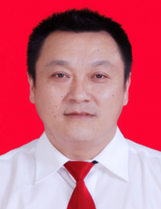 李新(宣恩縣人們政府扶貧開發辦公室黨組書記、主任) 李新(宣恩縣人們政府扶貧開發辦公室黨組書記、主任)