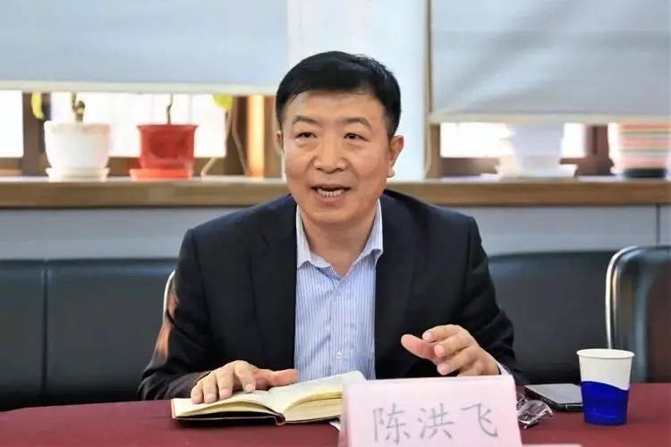 陳洪飛(中國鋼鐵工業協會黨委常委、紀委書記,中國冶金報社黨委書記) 陳洪飛(中國鋼鐵工業協會黨委常委、紀委書記,中國冶金報社黨委書記)