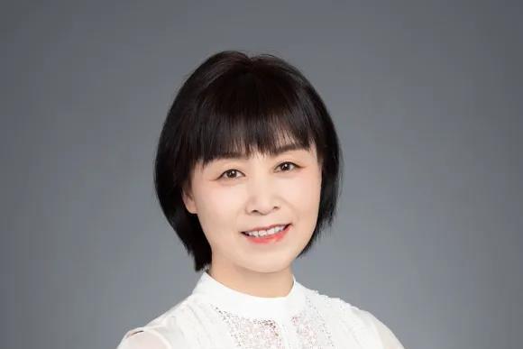 熊文(安銳生物醫藥科技(廣州)有限公司聯合創始人、中國區總經理及生物部負責人) 熊文(安銳生物醫藥科技(廣州)有限公司聯合創始人、中國區總經理及生物部負責人)