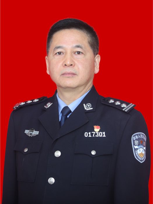 馬福平(四川省都江堰市公安局政委、黨委副書記) 馬福平(四川省都江堰市公安局政委、黨委副書記)
