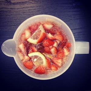 草莓檸檬雞尾酒
