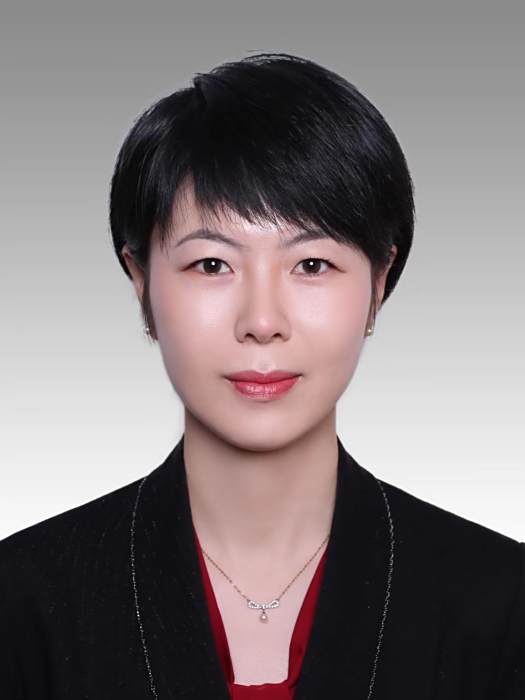 孫瑩瑩(遼寧省營口市鮁魚圈區政府(管委會)辦公室黨組書記、主任) 孫瑩瑩(遼寧省營口市鮁魚圈區政府(管委會)辦公室黨組書記、主任)