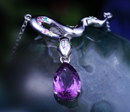 紫水晶蛇形吊墜