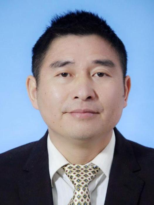 王小勇(吉水縣楓江鎮人大主席) 王小勇(吉水縣楓江鎮人大主席)