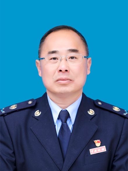 程偉(金川縣稅務局黨委委員、副局長) 程偉(金川縣稅務局黨委委員、副局長)