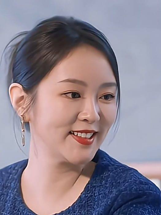 王婭茵 王婭茵