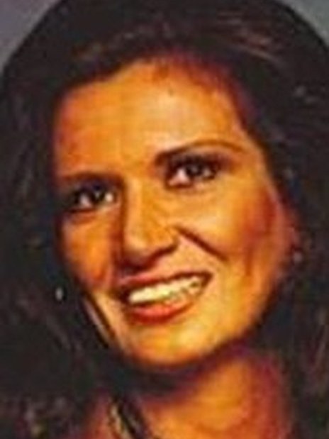 Maria Helena Velasco Maria Helena Velasco