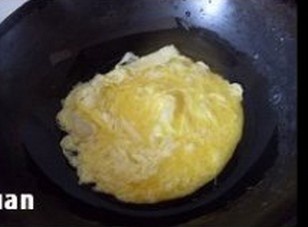 苔木耳炒雞蛋