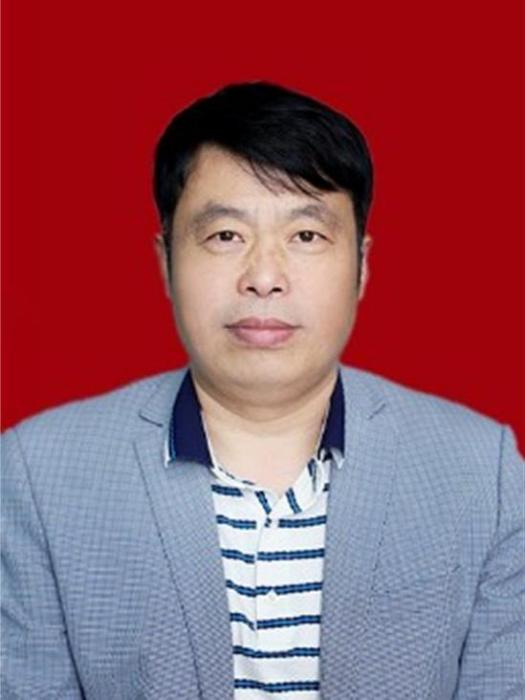 王龍(安徽省阜陽市太和縣經濟和信息化局黨組成員) 王龍(安徽省阜陽市太和縣經濟和信息化局黨組成員)