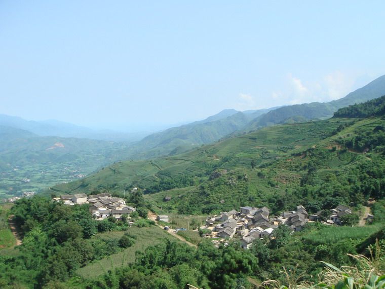跨角村
