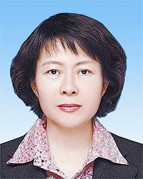 李清(大連大學先進工作者) 李清(大連大學先進工作者)