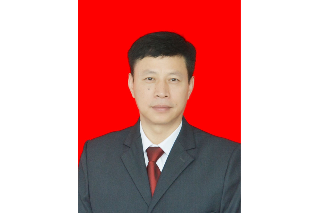 董建根 董建根