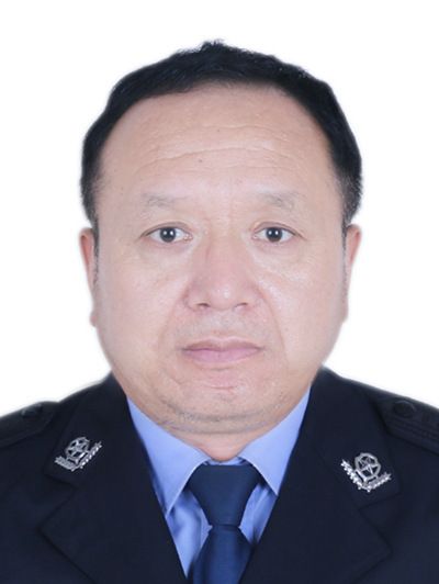 周新明(甘肅省慶陽市華池縣公安局交通警察大隊悅樂中隊原二級警長) 周新明(甘肅省慶陽市華池縣公安局交通警察大隊悅樂中隊原二級警長)