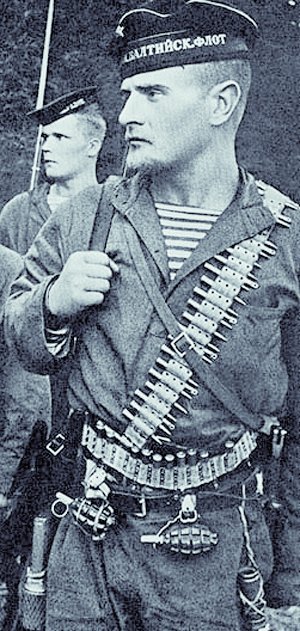 二戰期間裝備F-1手榴彈的蘇聯海軍陸戰隊員
