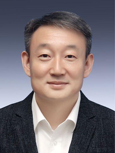 李巍(遼寧省錦州市凌海市政府黨組成員、錦州大有經濟開發區黨工委副書記、管委會常務副主任) 李巍(遼寧省錦州市凌海市政府黨組成員、錦州大有經濟開發區黨工委副書記、管委會常務副主任)