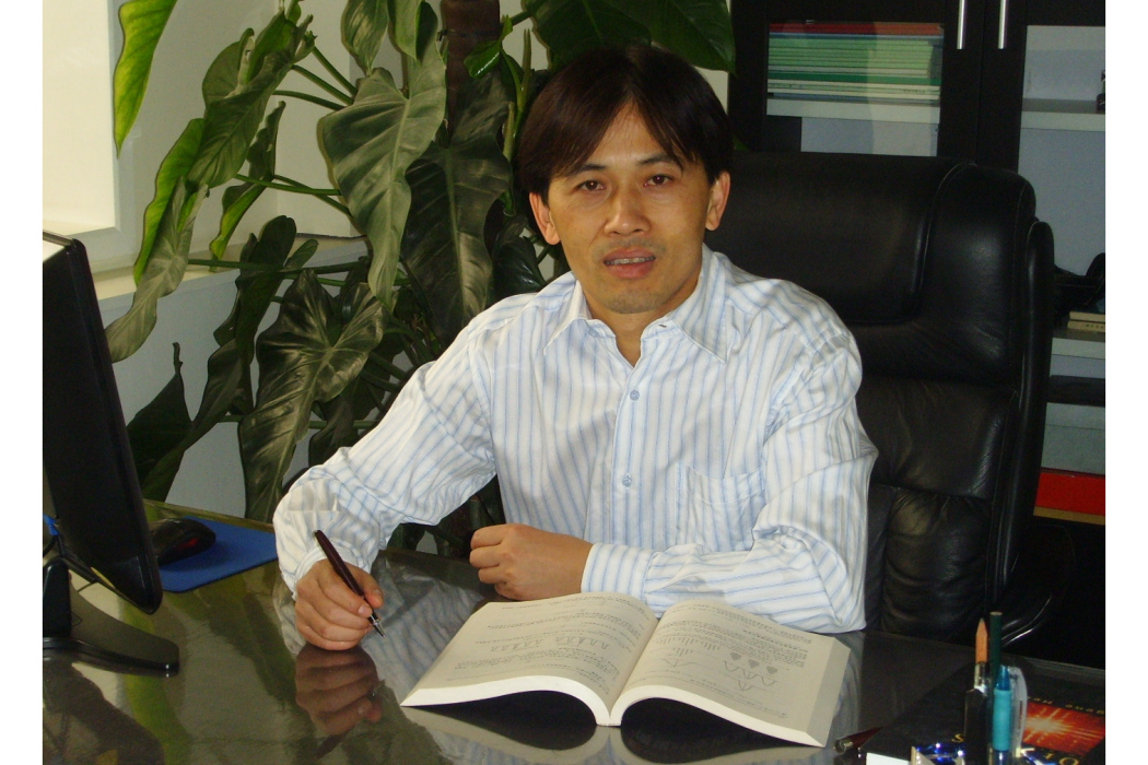 趙宏(西安交通大學機械工程學院教授、博士生導師) 趙宏(西安交通大學機械工程學院教授、博士生導師)