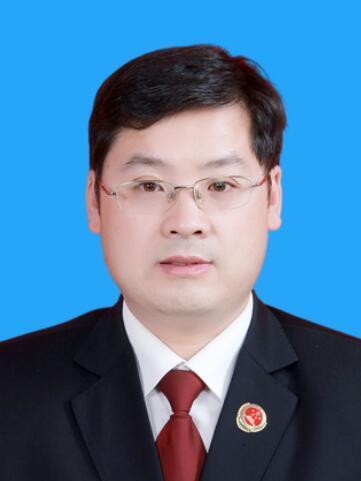 董輝(河南省登封市教育局局長) 董輝(河南省登封市教育局局長)