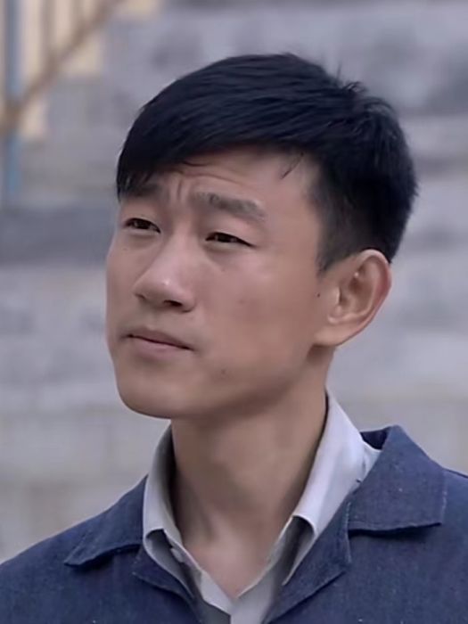 徐思宇(電視劇《金爸銀爸不換我爸》中的角色) 徐思宇(電視劇《金爸銀爸不換我爸》中的角色)