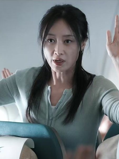 楊曼(電影《生死危機》中的角色) 楊曼(電影《生死危機》中的角色)