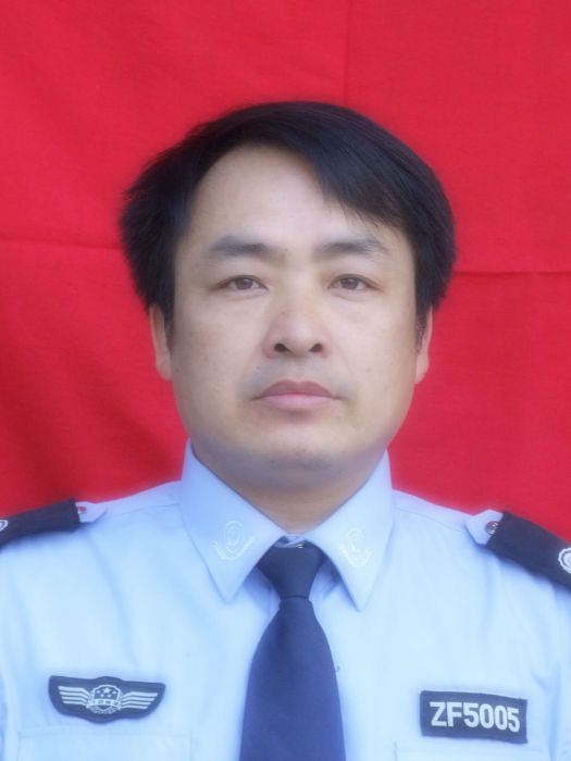 龍海雁 龍海雁