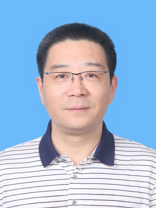 黃堅(中國人民銀行慈谿市支行黨組成員、副行長) 黃堅(中國人民銀行慈谿市支行黨組成員、副行長)