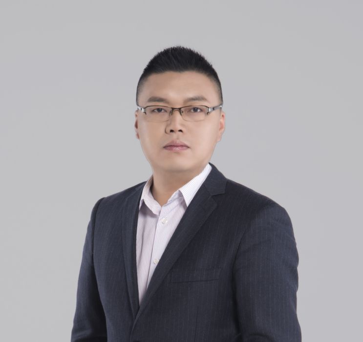 秦玉峰(恆友軟體首席講師、行銷合伙人) 秦玉峰(恆友軟體首席講師、行銷合伙人)