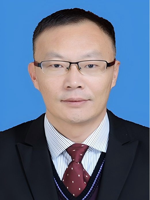 李春雷(寧夏回族自治區黨委宣傳部副部長,寧夏社科聯副主席) 李春雷(寧夏回族自治區黨委宣傳部副部長,寧夏社科聯副主席)