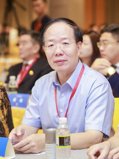 文福安 文福安
