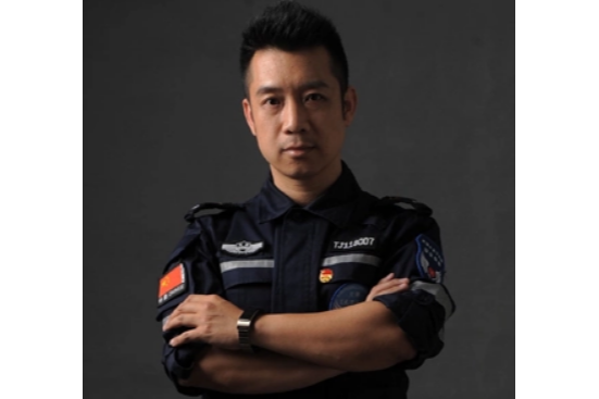 馬占魁(青少年安全教育教官;應急救援培訓教官;拓展訓練教官) 馬占魁(青少年安全教育教官;應急救援培訓教官;拓展訓練教官)