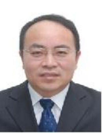 侯衛偉 侯衛偉