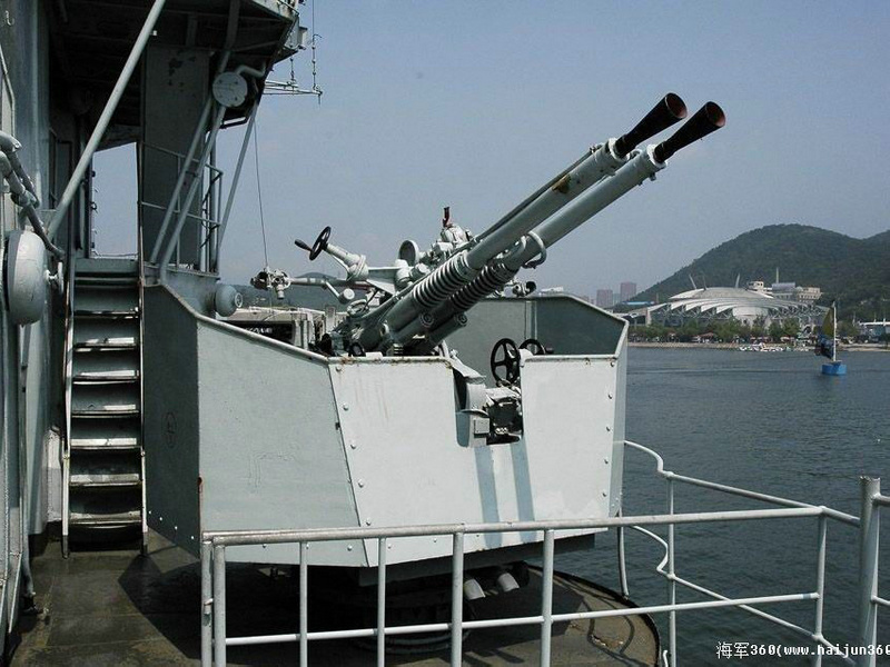 61-76式雙管37毫米艦炮