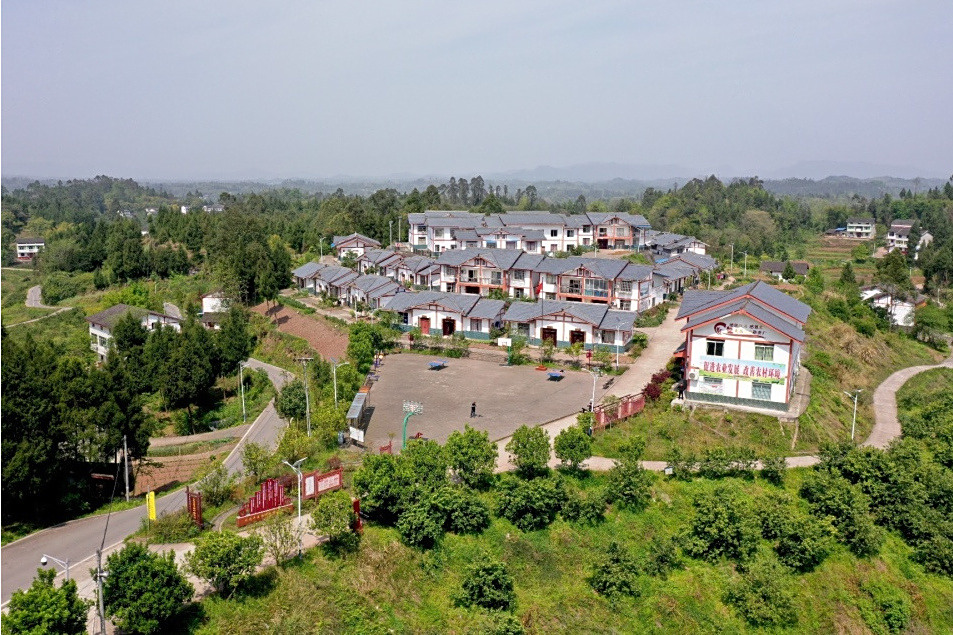 龍孔村(四川省廣安市廣安區興平鎮下轄村) 龍孔村(四川省廣安市廣安區興平鎮下轄村)