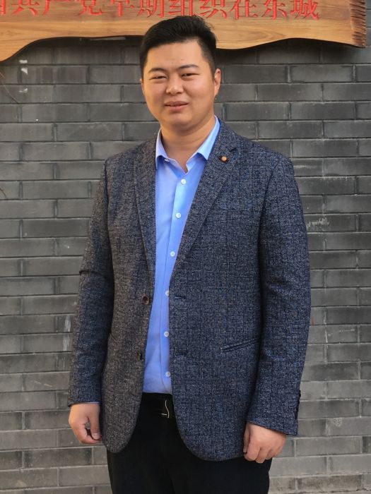 任行志 任行志
