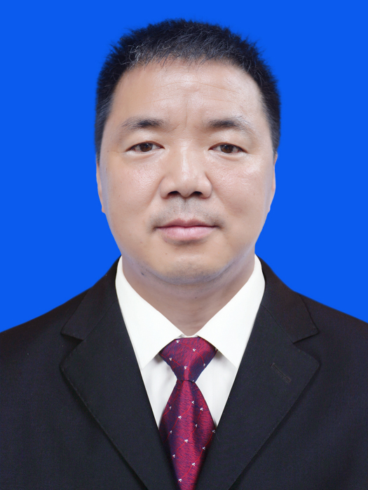 陳模(貴州省遵義市仁懷市中樞街道黨工委委員、辦事處副主任) 陳模(貴州省遵義市仁懷市中樞街道黨工委委員、辦事處副主任)