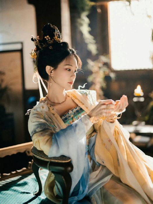 希音(電視劇《古樂風華錄》中的角色) 希音(電視劇《古樂風華錄》中的角色)