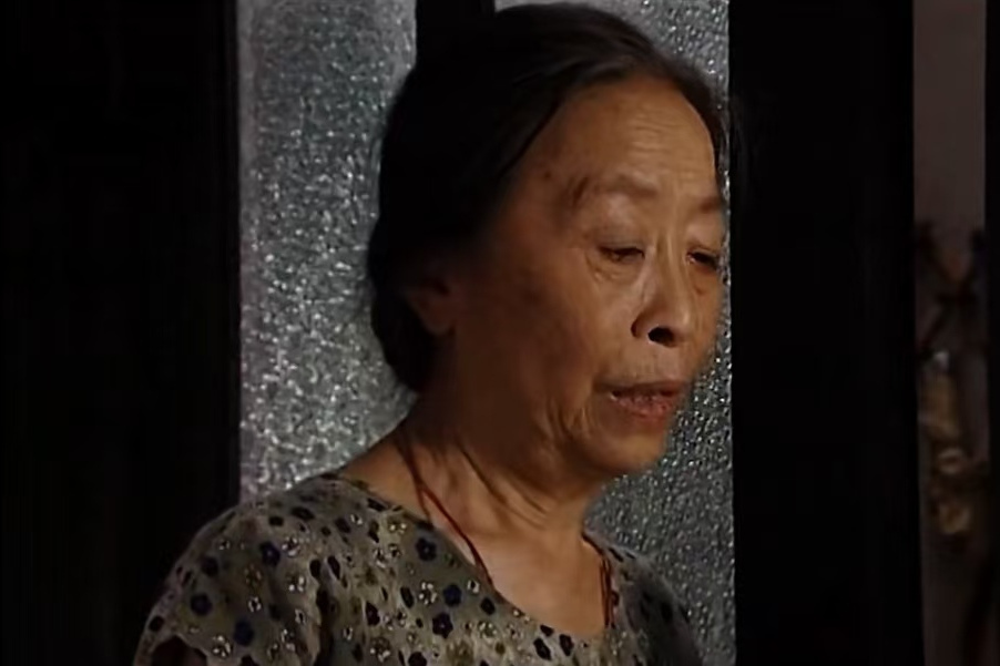 孫啟明(家庭倫理劇《滿堂爹娘》中的角色) 孫啟明(家庭倫理劇《滿堂爹娘》中的角色)
