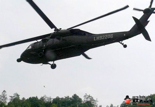 陸航進口的S-70C黑鷹多用途直升機