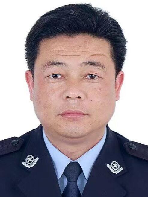 張國山(江蘇省連雲港市灌南縣公安局交警大隊秩序中隊原中隊長)